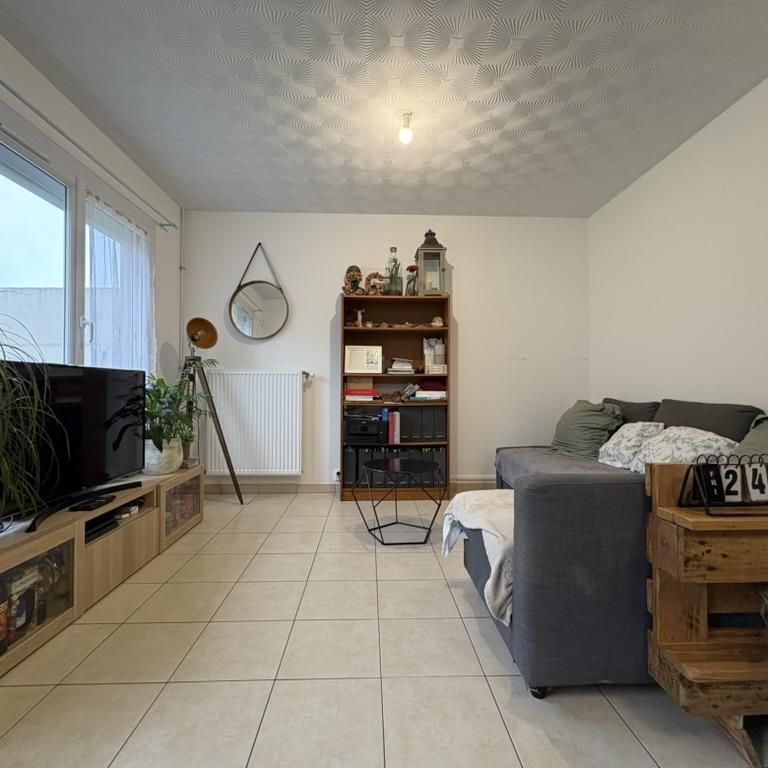 A LOUER – MAISON TYPE 4 RENOVEE - QUARTIER RESIDENTIEL - Photo 1