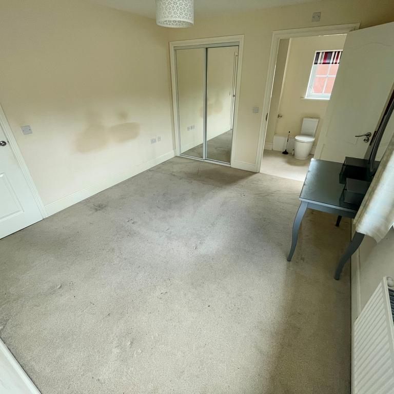 4 bedroom house to rent - Photo 1