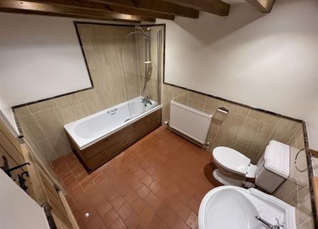 3 bedroom barn conversion to rent - Photo 4