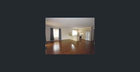 Modern Family Home - Photo 2