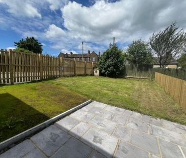 2 bedroom end of terrace house to rent - Photo 5