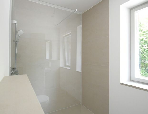 6545 - Letztes Reihenhaus im Marschwegviertel – Nachhaltiger Neubau mit Terrasse und Einbauküche! - Photo 1