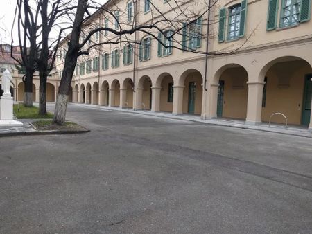 Via Francesco Cigna, Turin, Piedmont 10152 - Photo 2