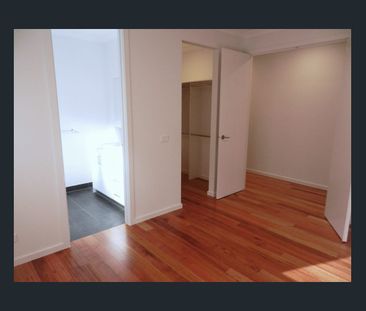 “Grand Majestic New Home“ - Photo 4