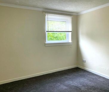 275 Hillpark Drive South Side - Photo 2
