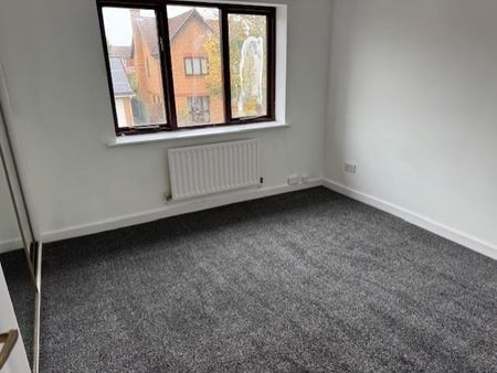 2 bedroom terraced house to rent - Photo 4