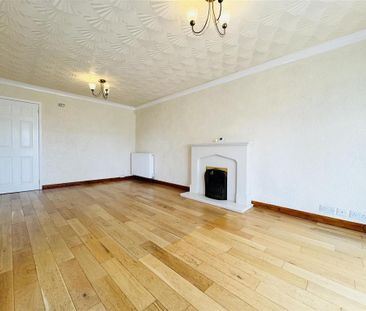 3 bedroom detached bungalow to rent - Photo 1