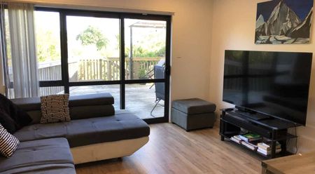 Almost Brand-New Duplex For Rent - Photo 3