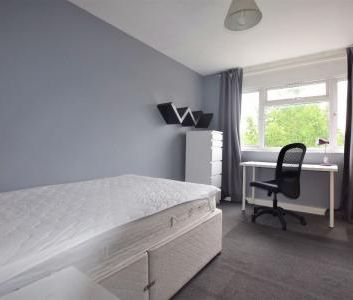 Wemyss Court (Near CCCU) - Photo 3