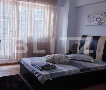 Apartament de 4 camere, 110 mp, zona KFC - Photo 2