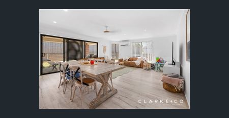 SPACIOUS 4 BEDROOM FAMILY HOME! - Photo 5