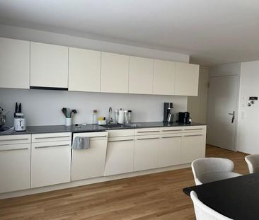Eleganz trifft Funktionalität: Neubau 3.5-Zimmerwohnung in Bülach - Photo 6