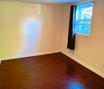 For Lease - 54 Medley Crescent Unit# Basement, Toronto, Ontario - Photo 4