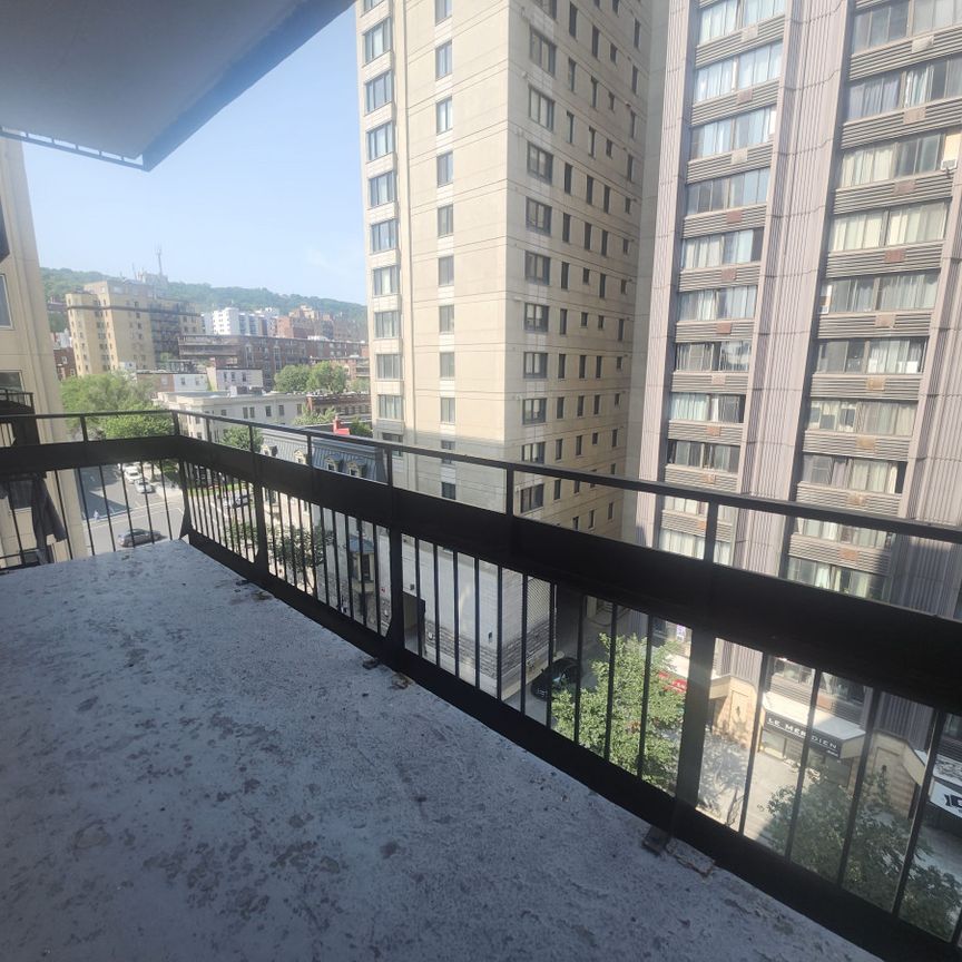 2300 Rue Saint Mathieu, #803 - Photo 1