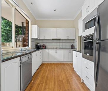 2/18 Durward Avenue, Glen Waverley - Photo 4