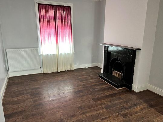 2 bedroom detached house to rent - Photo 1