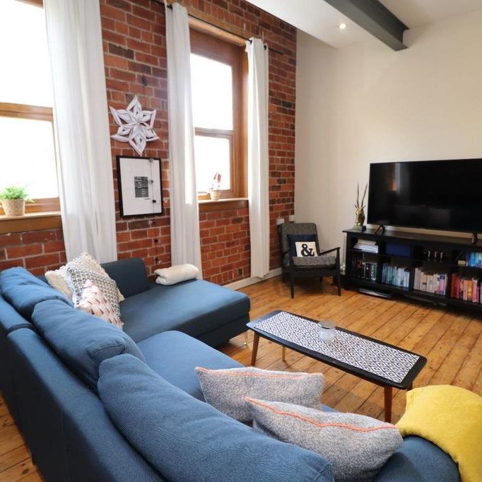 2 bedroom flat to rent - Photo 1