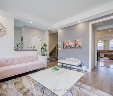 For Lease - 32 Walter Proctor Road, East Gwillimbury, Ontario - Photo 1