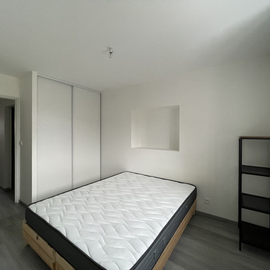 Location Appartement 2 pièces 28m² BLETTERANS 39140 - Photo 1