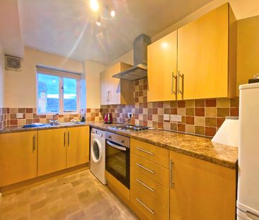 Ascot Court, Aldershot, GU11 - Photo 1