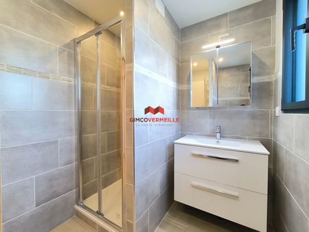 Location Appartement 3 pièces 43m² - Photo 5