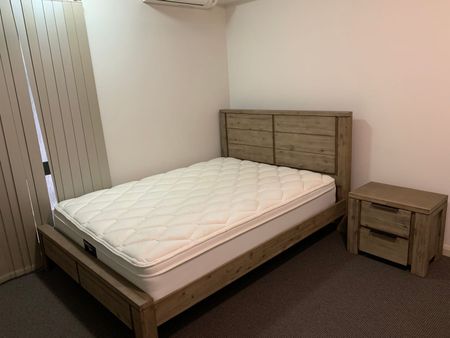 Elevated Inner City Living – Modern 2-Bedroom Furnished Apartment - Photo 3