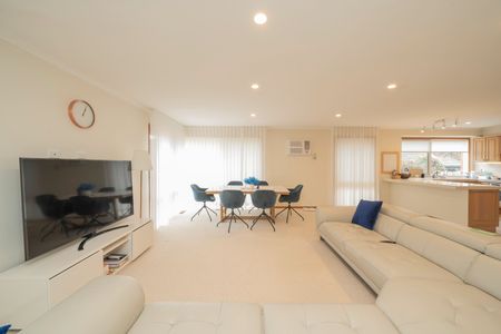 Northside Berwick Family Home - Photo 2