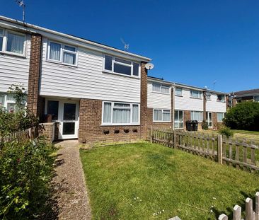 3 bedroom semi-detached house to rent - Photo 2