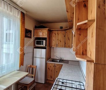 Kiadó átlagos állapotú panel lakás - Győr - Fotó 4