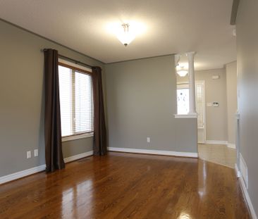 For Lease - 343 Vellore Avenue, Vaughan, Ontario - Photo 3
