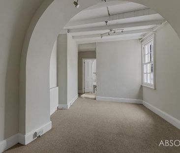 4 bedroom terraced house to rent - Photo 3