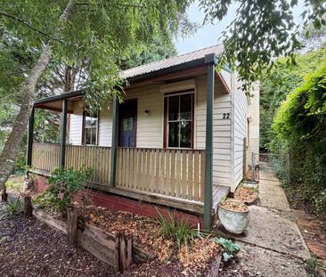 Charming Mountain Cottage in Prime Location! - Photo 5