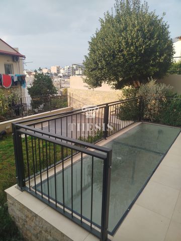 Νεόδμητη μεζονέτα σε μοντέρνο κτίριο - Photo 3