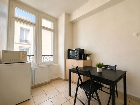 Location Appartement 1 pièce 29m² TOURS 37000 - Photo 2