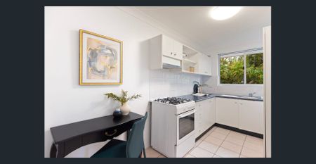 Tranquil One Bedroom Apartment – Minutes to Freshwater Beach - Photo 2