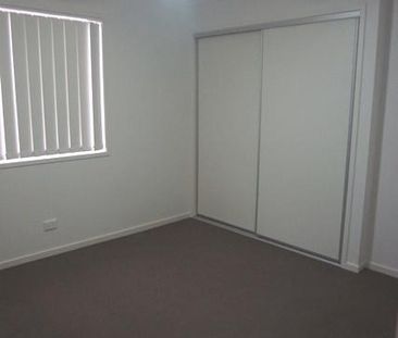 4 BEDROOM HOME RURAL VIEW - Photo 3