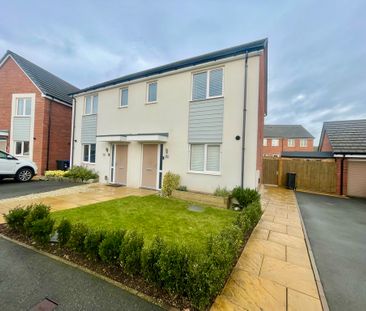 3 bedroom semi-detached to let - Photo 1