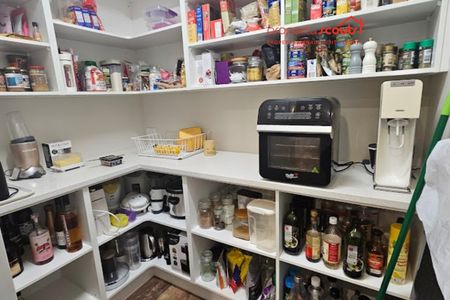 Executive-level 4 bedroom family home in great part of Otaki - Photo 4