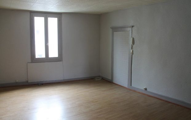 1 pièce, 38m² en location à Limoges - 343 € par mois - Photo 1