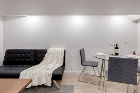 For Lease - 490 Symington Avenue Unit# Bsmt, Toronto, Ontario - Photo 2