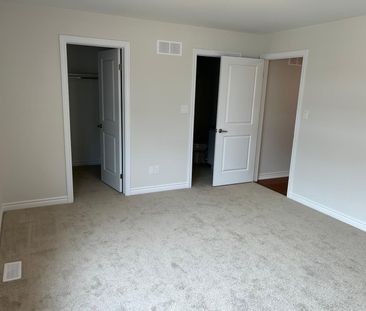 For Lease - 5672 Dorchester Road Unit# 35, Niagara Falls, Ontario - Photo 6