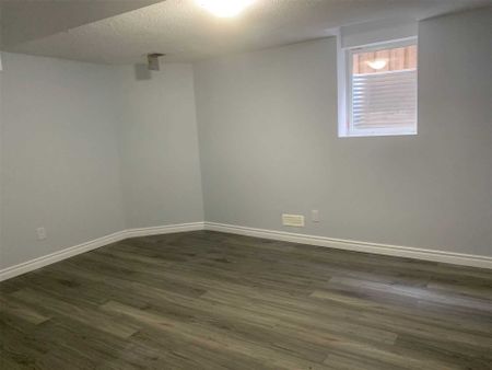 For Lease - 2054 Kingsridge Drive Unit# Bsmt, Oakville, Ontario - Photo 3