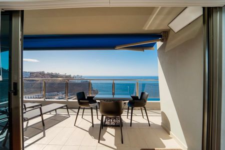 Apartment to rent in Flamboyan, Amadores, Gran Canaria with sea view - Photo 5