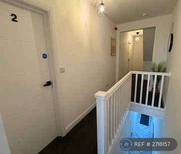 1 bedroom in a house share to rent - Photo 6