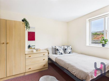 7 bedroom property to rent - Photo 5