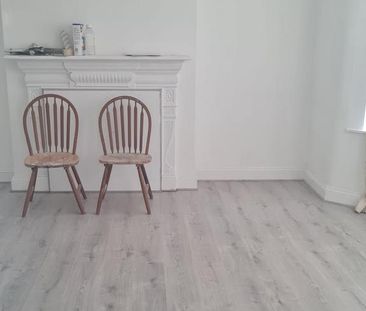 4 bedroom terraced house to rent - Photo 2