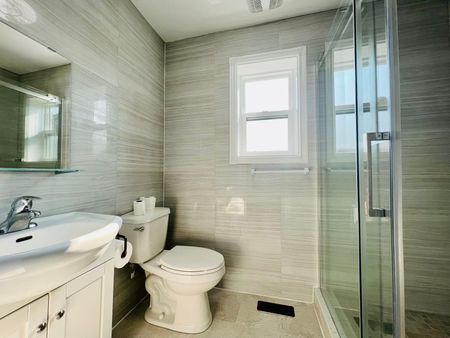 For Lease - 1342 Weston Road Unit# Upper, Toronto, Ontario - Photo 5