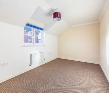 2 bedroom semi-detached house to rent - Photo 3