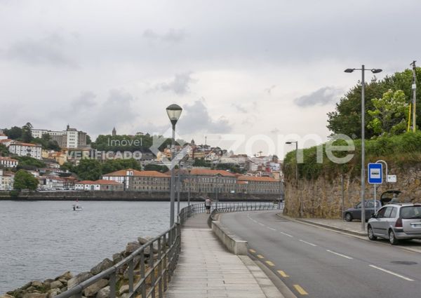 Apartamento T1 em Porto