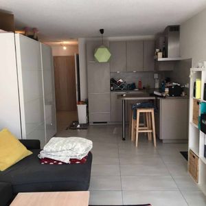 1.5 room studio for rent in the city center of Orbe - Photo 2